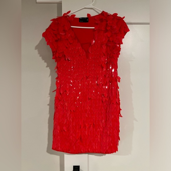 ASOS DESIGN all over feather embellished mini dress in red size 2 - Picture 10 of 11